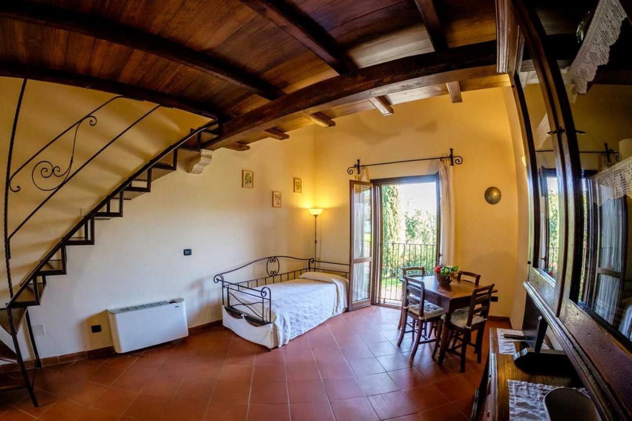 Agriturismo Poggio Corbello La Pesta Eksteriør bilde
